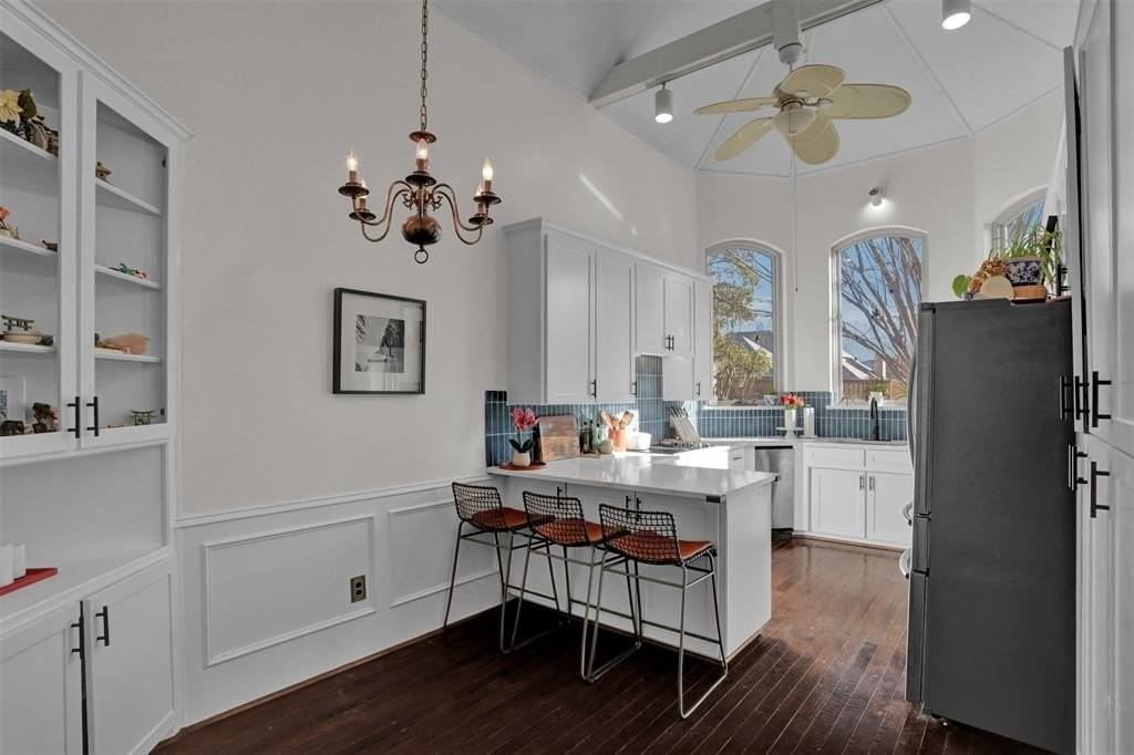 6537 Patricia Ave - Photo 4 of 29