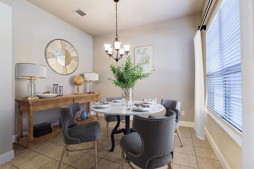 4672 Cecile Rd - Photo 7 of 31