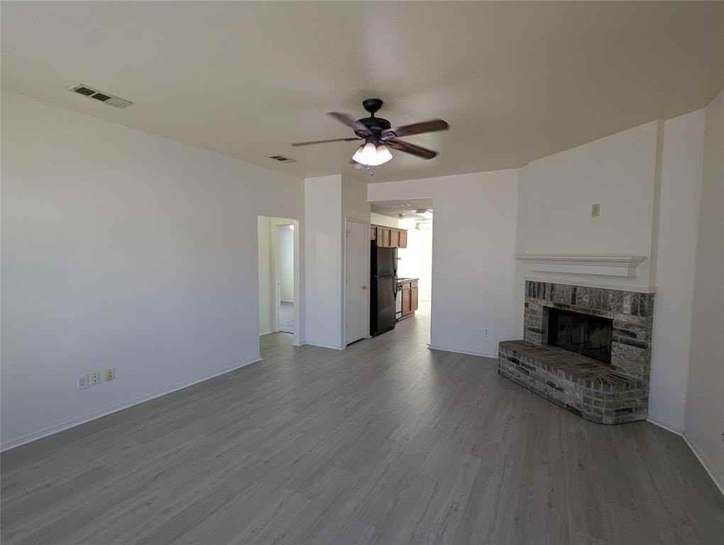 320 Lake Texoma Dr - Photo 2 of 21