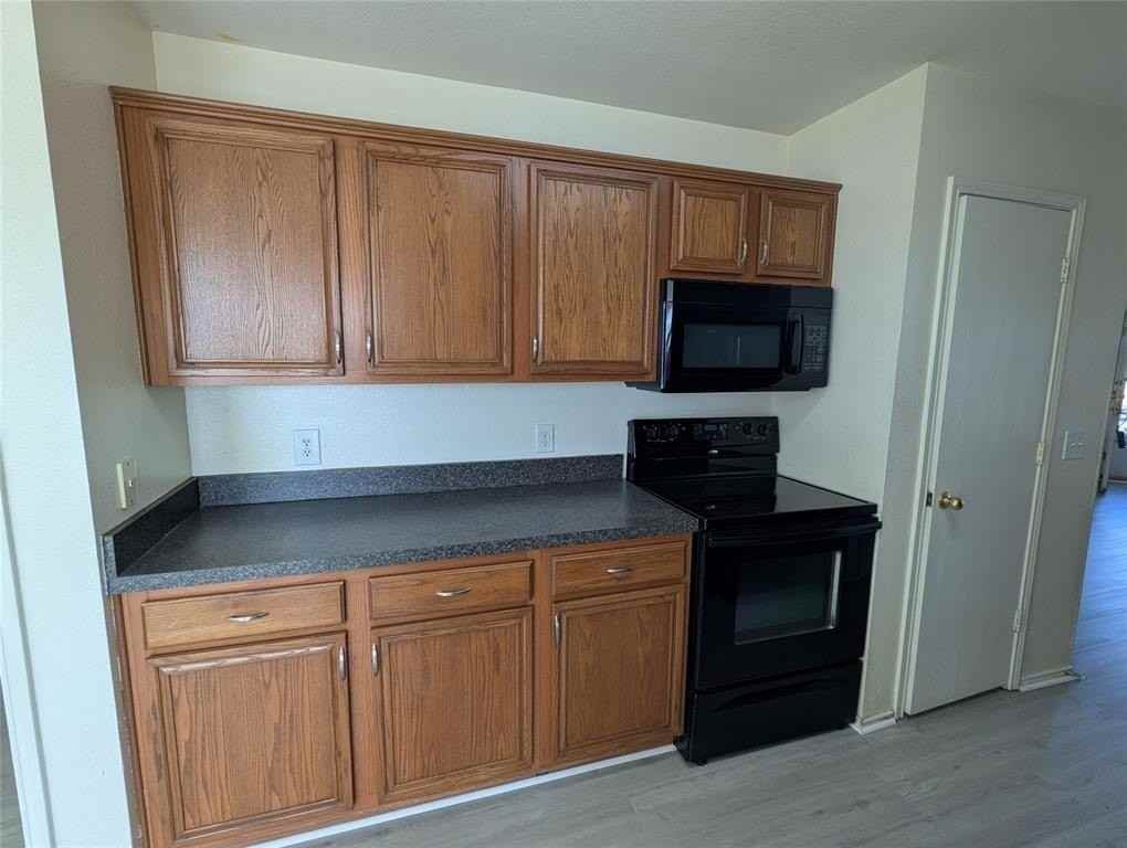 320 Lake Texoma Dr - Photo 5 of 21