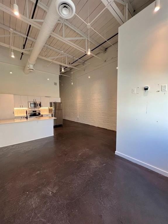 3012 Clover St #101 - Photo 3 of 15