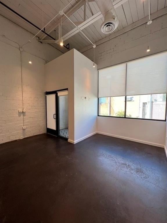 3012 Clover St #101 - Photo 4 of 15