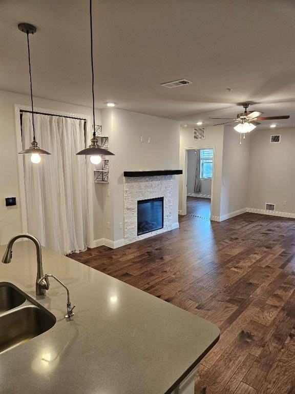 1735 Wittington Pl #2205 - Photo 4 of 18