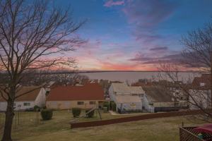 featured image of 3929 Roma Ct