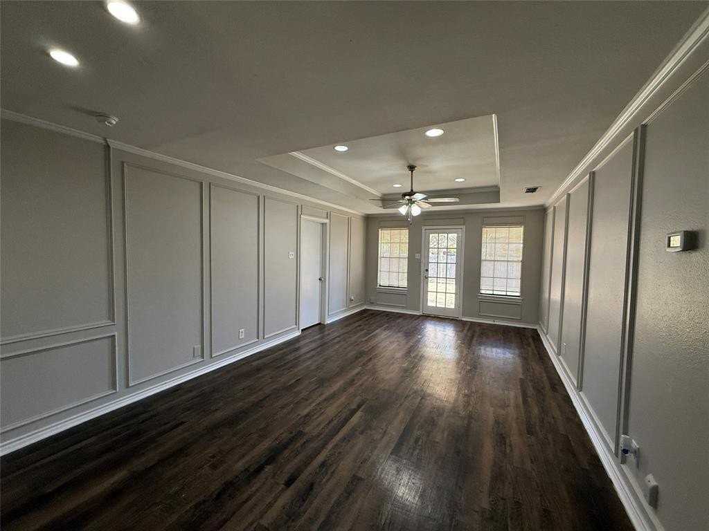 4804 Chickadee Dr - Photo 3 of 18