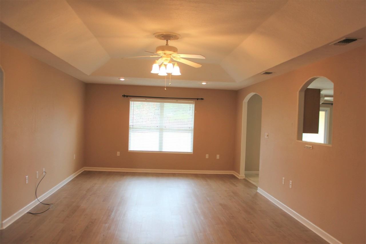 8617 Olivera St - Photo 4 of 22