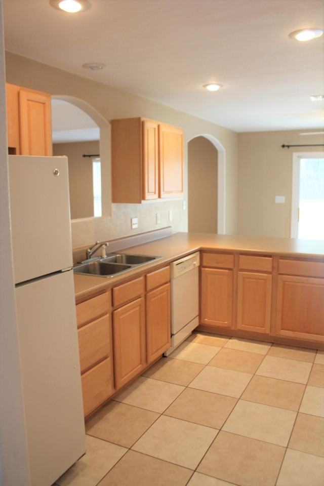 8617 Olivera St - Photo 6 of 22