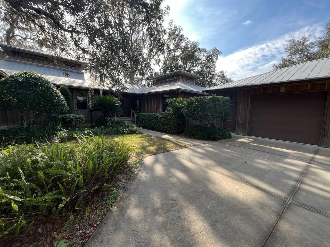 1741 Camp South Moon Rd - Photo 2 of 17