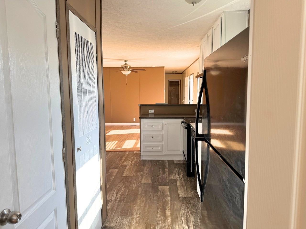 709 N Power Glide Way - Photo 2 of 10