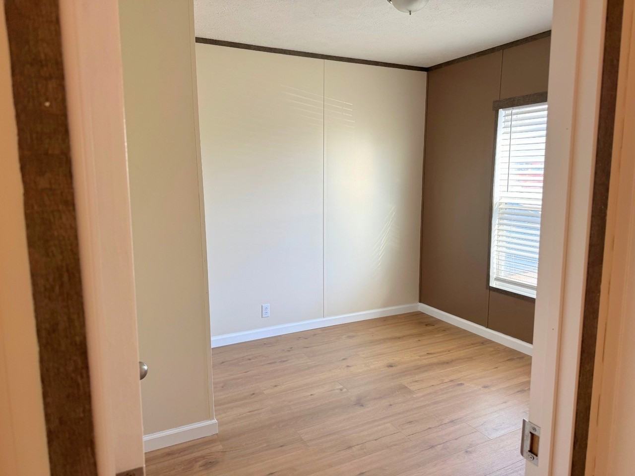 709 N Power Glide Way - Photo 7 of 10