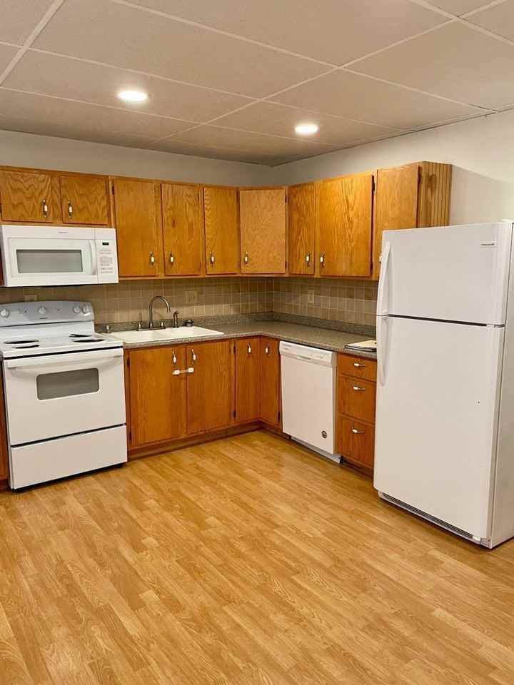 268 Guy Park Ave #2 - Photo 5 of 15