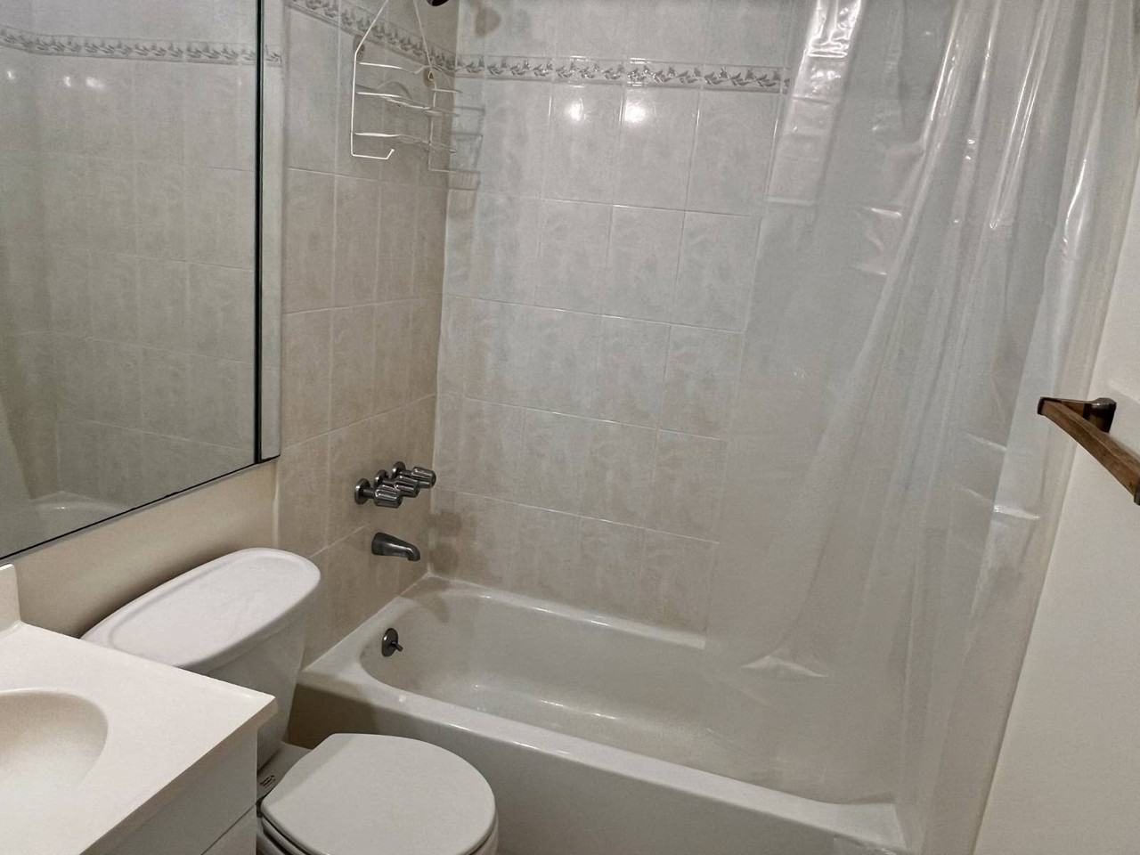 249 Warwick Ave #2 - Photo 7 of 11