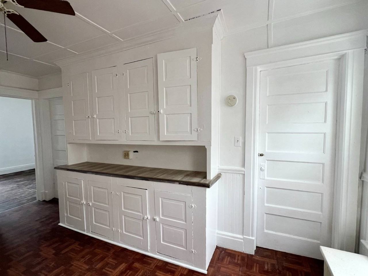 163 Market St - Photo 3 of 13