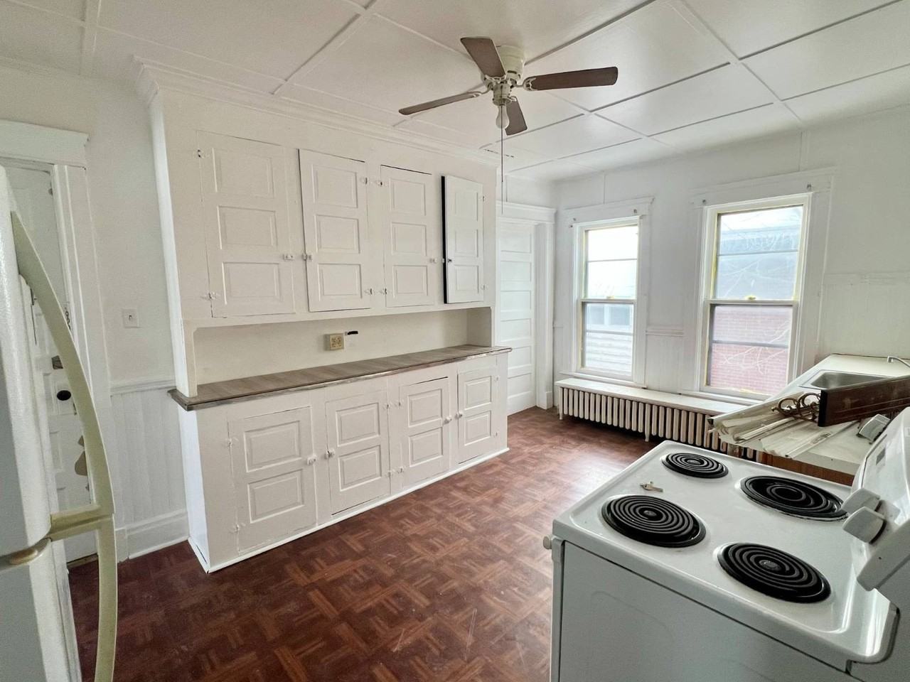 163 Market St - Photo 4 of 13