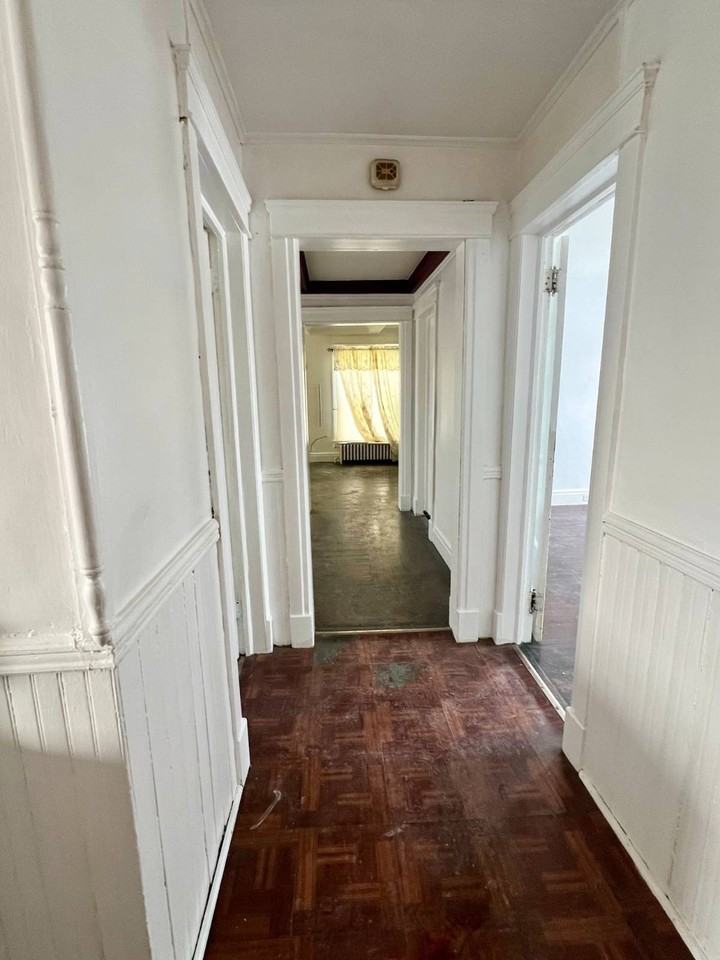 163 Market St - Photo 5 of 13