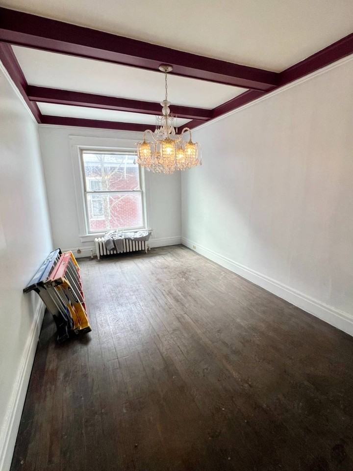 163 Market St - Photo 6 of 13