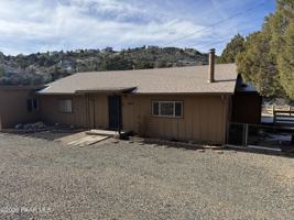 featured image of 627 S Pinon Pl