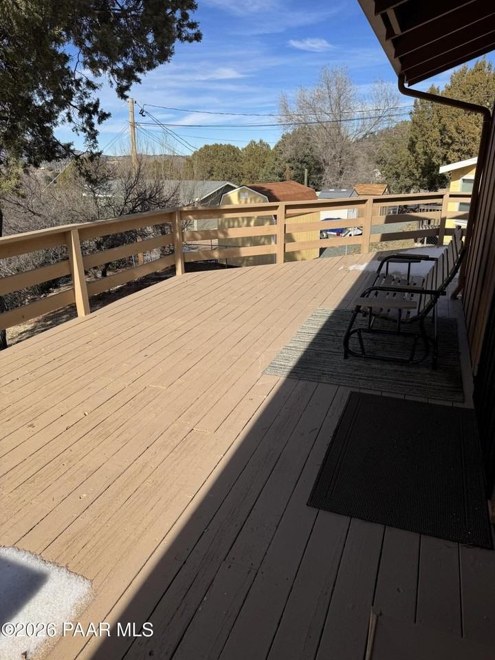 627 S Pinon Pl - Photo 2 of 16