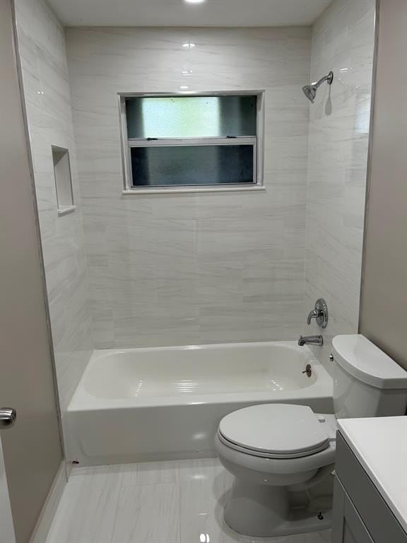 432 Ne 23rd St - Photo 7 of 18