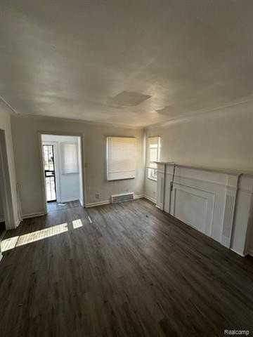 10603 Mckinney St - Photo 7 of 8