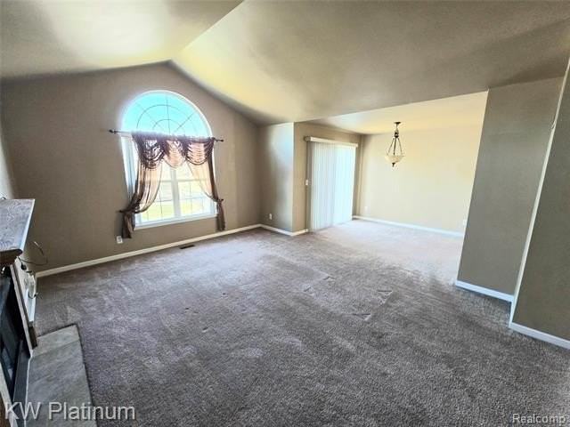 46225 Cavalier Dr - Photo 3 of 14