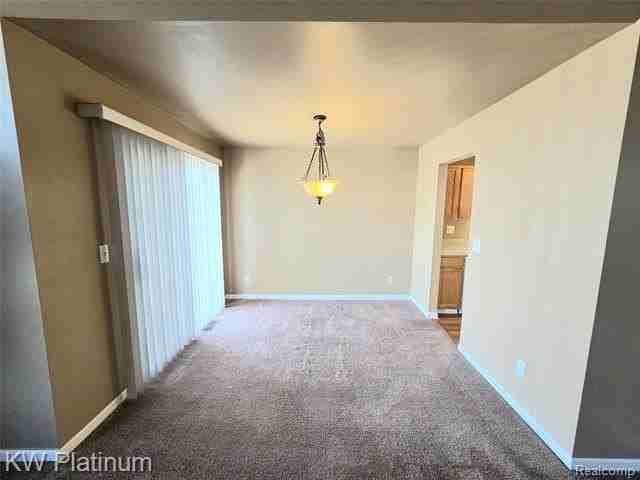 46225 Cavalier Dr - Photo 5 of 14