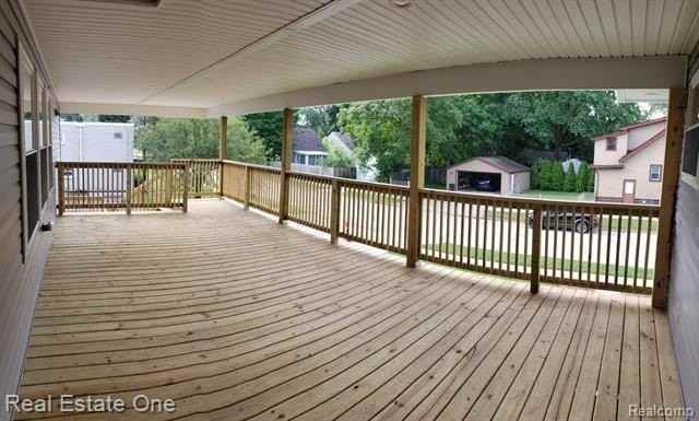 314 Mary Ave - Photo 2 of 8