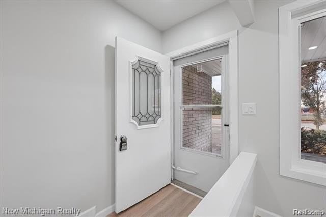 5232 Dickson Dr - Photo 6 of 43