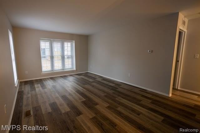 34289 Garfield Cir - Photo 2 of 7