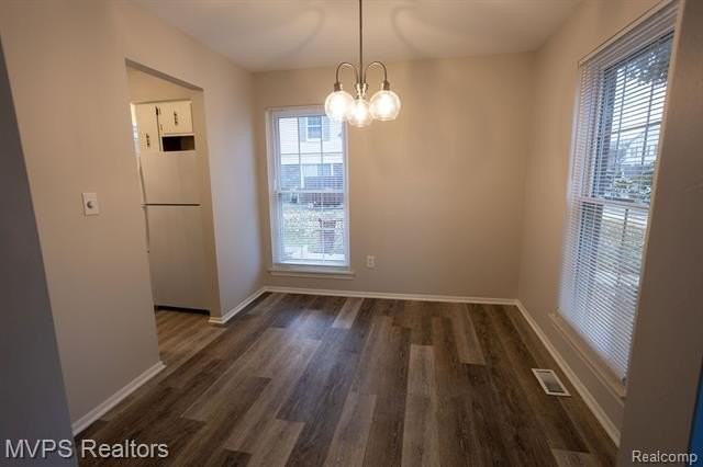 34289 Garfield Cir - Photo 4 of 7