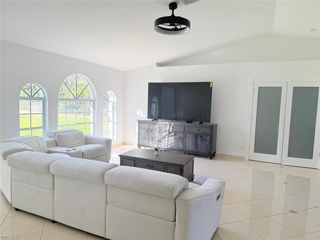 4745 26th Ave Se - Photo 2 of 8