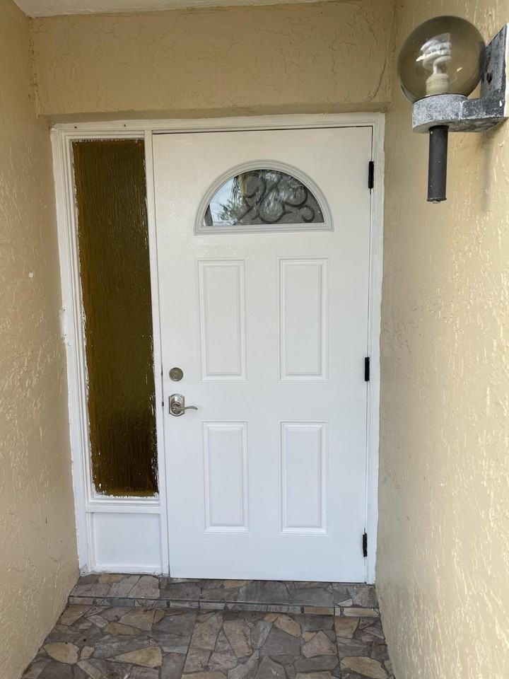 9569 Richmond Cir - Photo 3 of 34