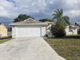 2081 Se Stonecrop St - Photo 1 of 1