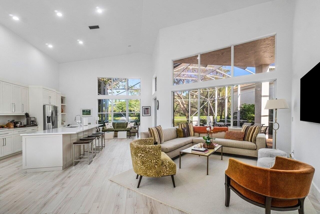 323 Sunset Bay Ln - Photo 3 of 50