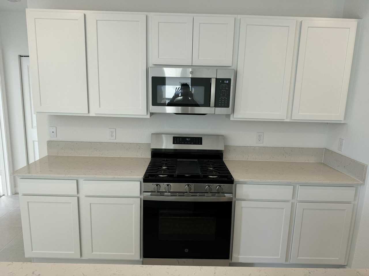 Nw Sweetwood Dr - Photo 4 of 45