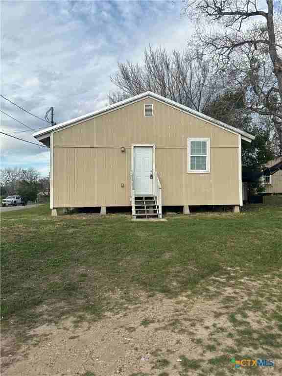 810 S Cameron St - Photo 3 of 26