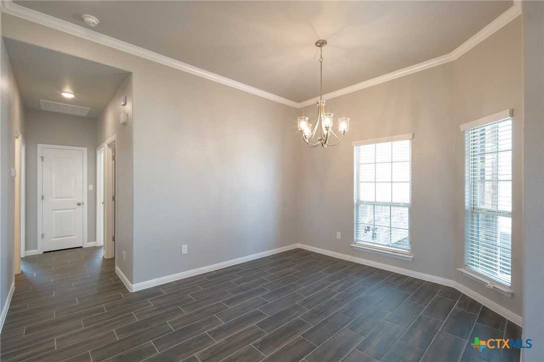 8402 Platinum Dr - Photo 7 of 15