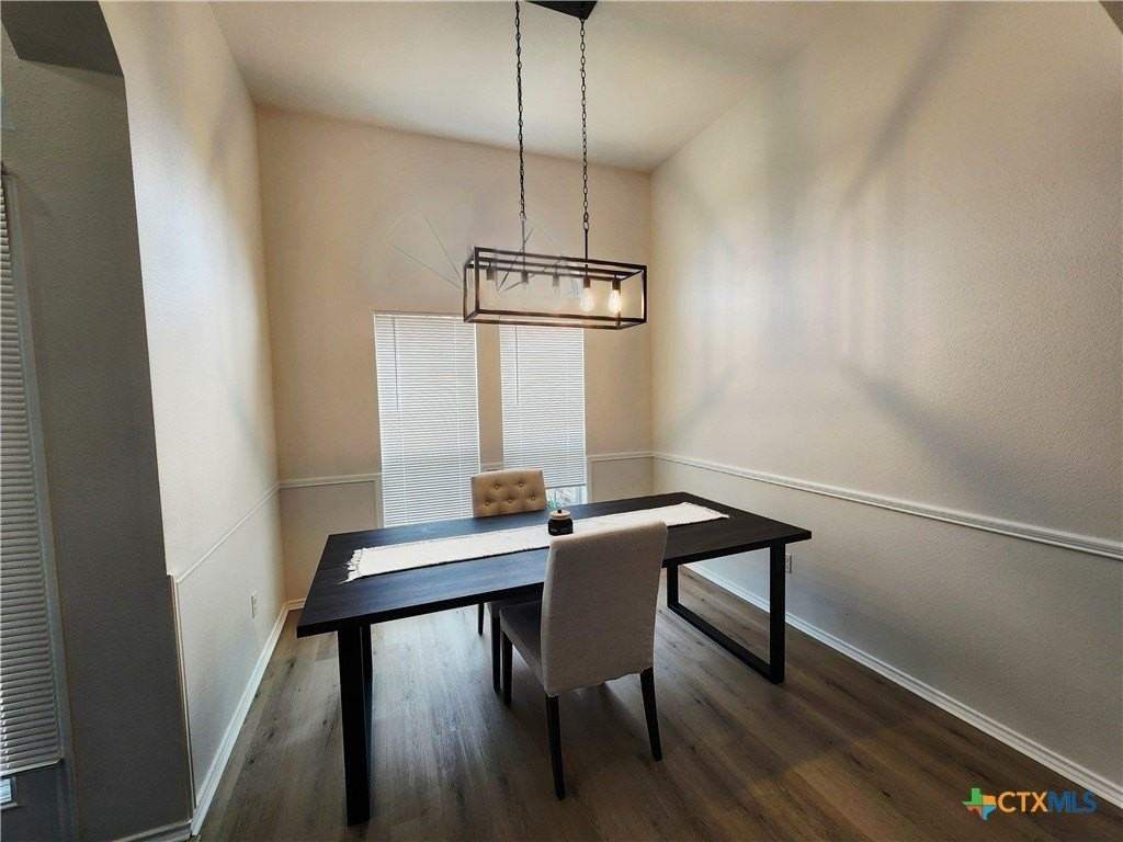 1212 Neuberry Cliffe - Photo 5 of 19