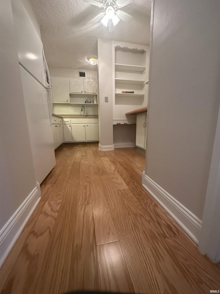 1100 Erie Ave #802 - Photo 2 of 9