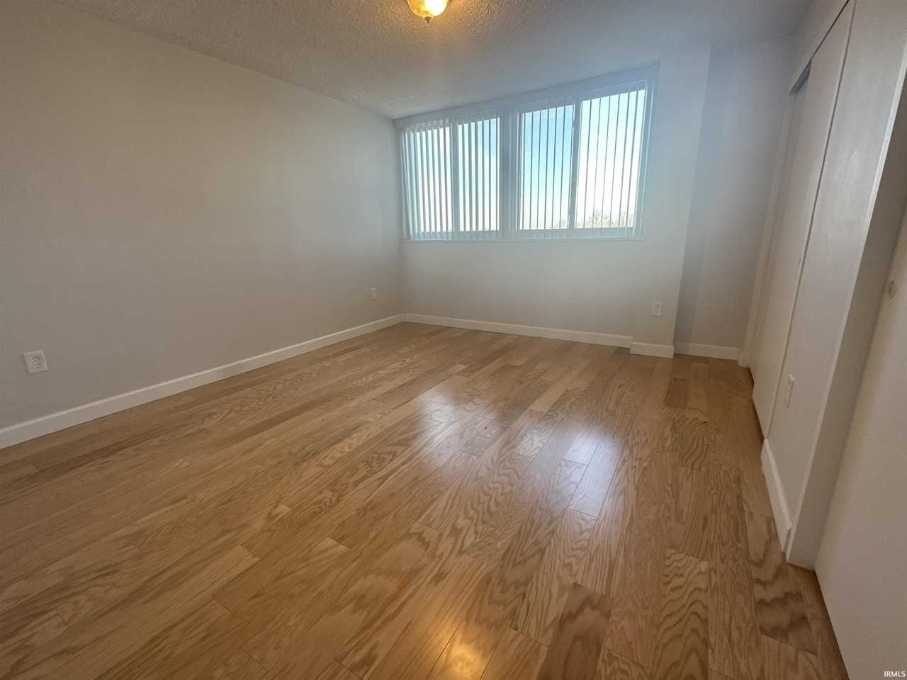 1100 Erie Ave #802 - Photo 7 of 9