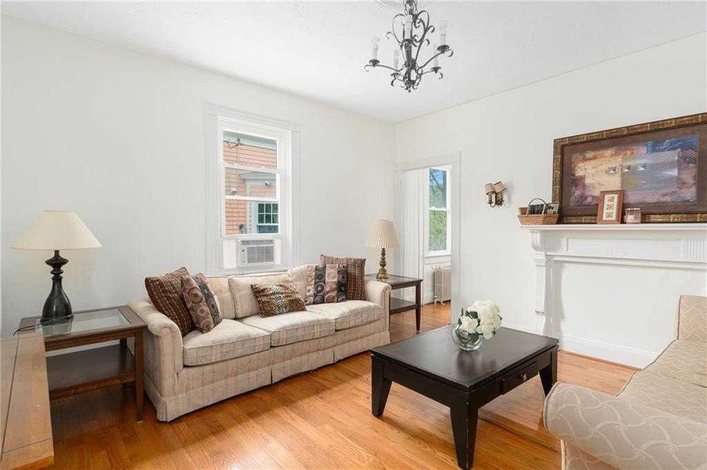 53 Warner St - Photo 5 of 34