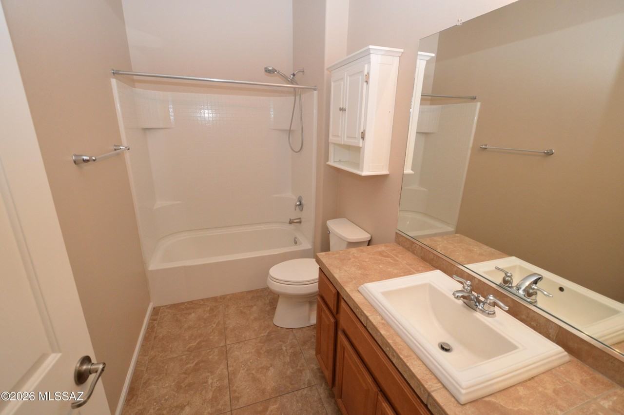 10439 S Cutting Horse Dr - Photo 6 of 16