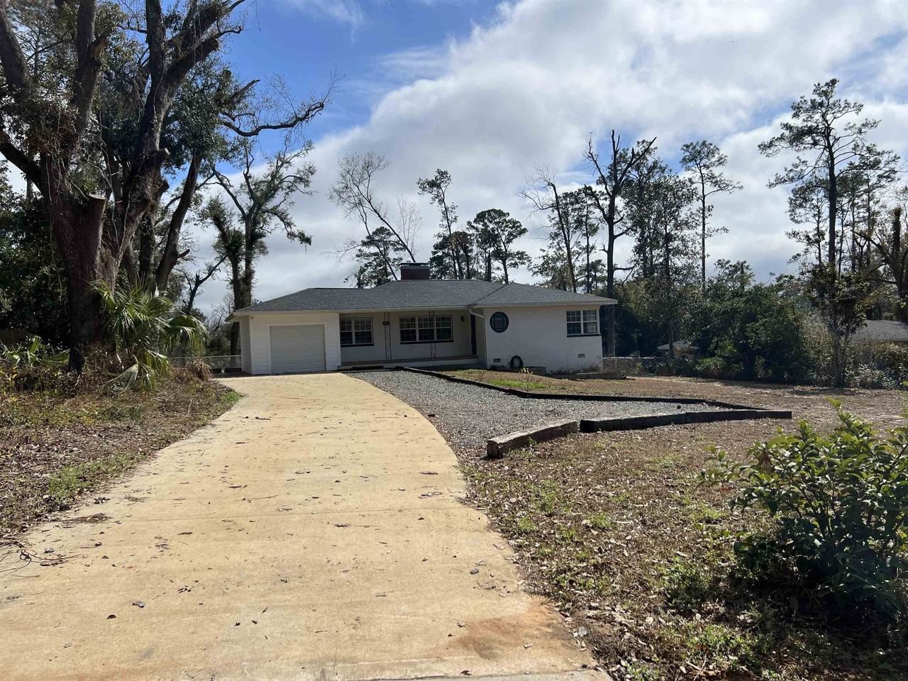 2013 S Magnolia Dr - Photo 2 of 23