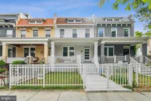 featured image of 4013 13th St Nw