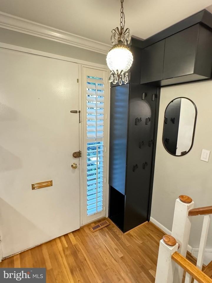 241 G St Sw Unit 118 #118 - Photo 3 of 37