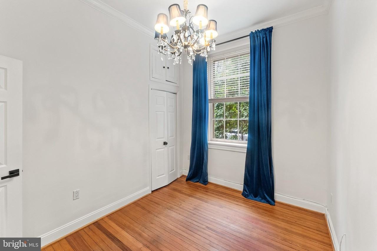 3267 N St Nw Apt 2 #2 - Photo 4 of 15