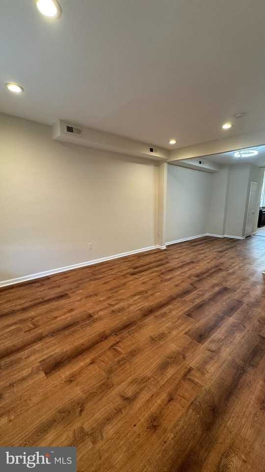 2786 The Alameda - Photo 3 of 17