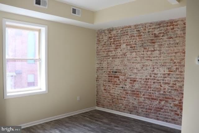 1646 E Pratt St #2 - Photo 4 of 9