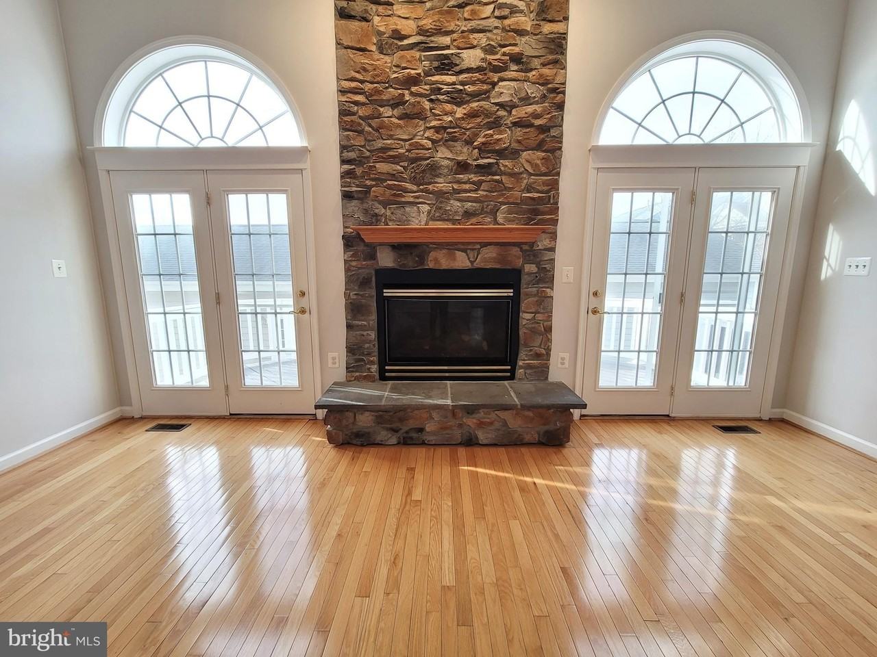 3618 Sprigg St S - Photo 5 of 27