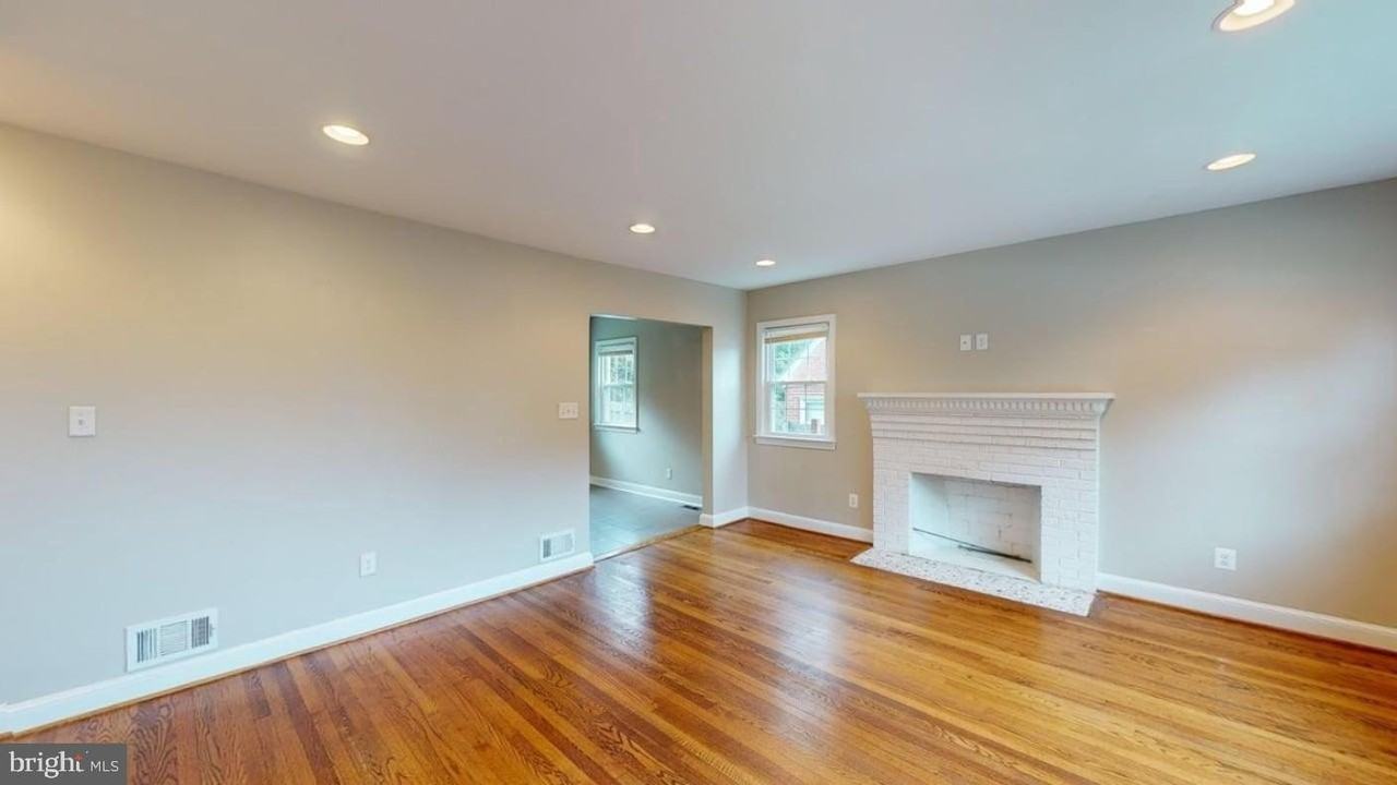 3507 27th Ave - Photo 3 of 26